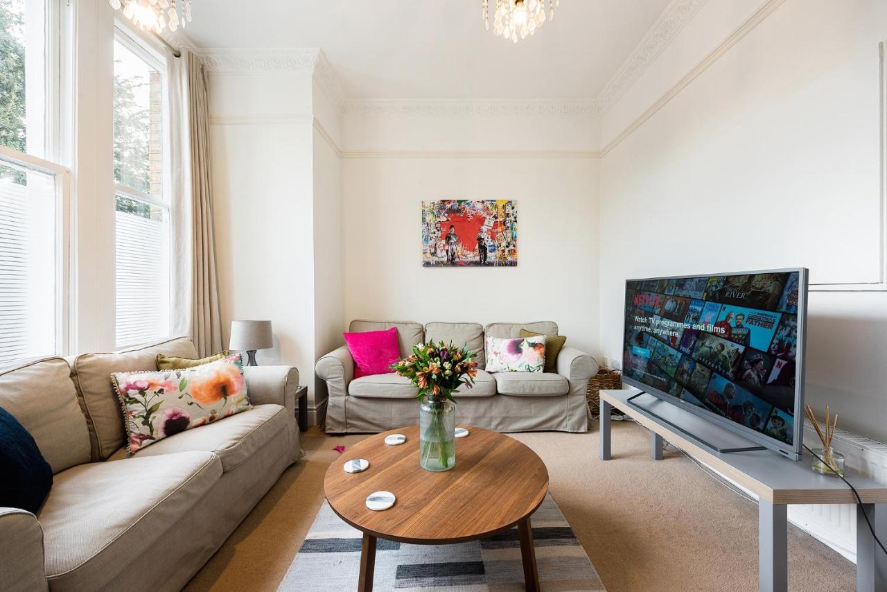 Heart Of Ealing Apartment With Garden Londres Exterior foto